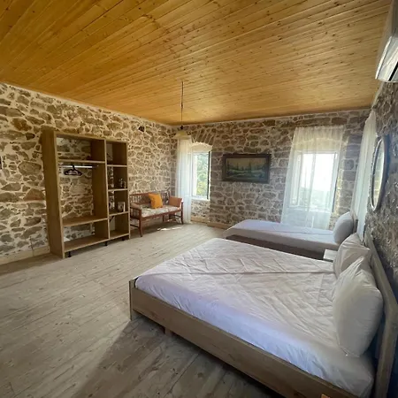 Апартаменты Myra